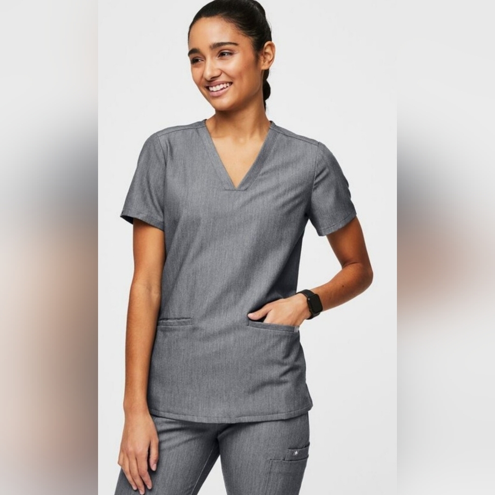 FIGS Graphite V-Neck Scrub Top Size L